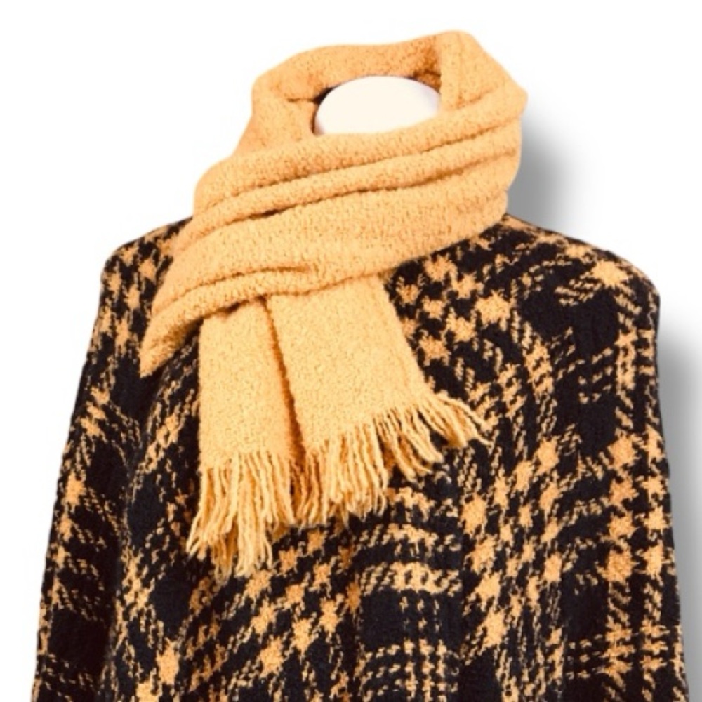 Boyne Waller Weavers Irish Wool Plaided Poncho Wrap In Black / Yellow – One Size - Picture 3 of 11